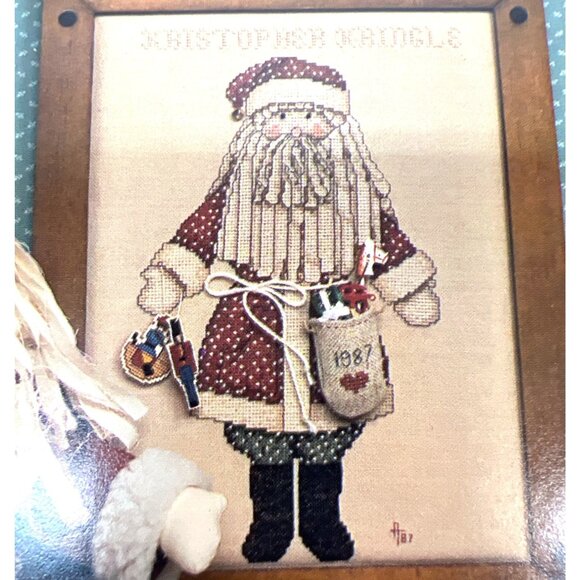 Kristopher Kringle HeartStrings Cross Stitch Pattern - Picture 1 of 3